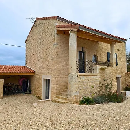 Maison Avec Piscine - 8 Pers.